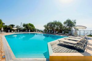 Nissaki Suite Poseidon by Sealand Villas