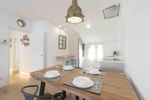 The Rentals Collection - Atlantic