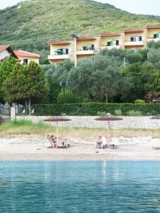 The Yellow Houses - Akti Salonikiou