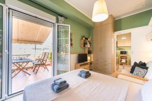 Acropolis view under the stars!