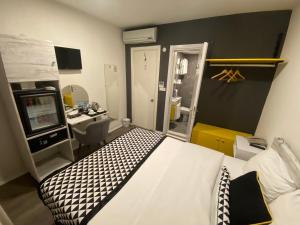 Superior Double Room room in Piano Hotel