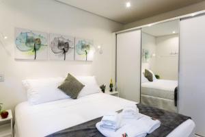 Apartamento com quintal em Alto de Pinheiros