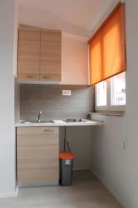 Apartments and rooms with a swimming pool Ploce Neretva Delta Usce Neretve 15074