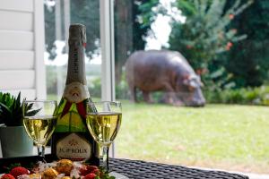 3-Bedroom Apartment on the Estuary