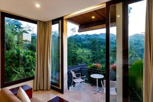 Cepik Villa Sidemen by AGATA