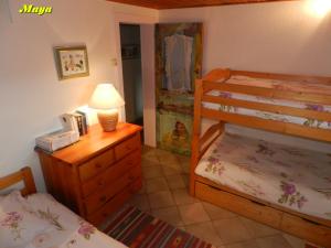 Appartements 5 Personnes MAYA et LOUNA : photos des chambres