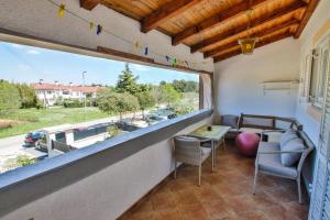 A4 Goga 1 two bedroom apartment near the beach and the sea 
