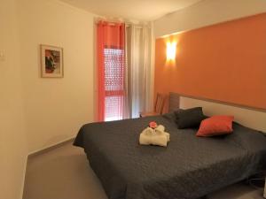 5J Sao Gabriel - Casas & Papeis