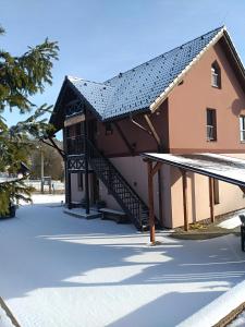 Appartement Apartmány Na Rozcestí Lomnice nad Popelkou Tschechien