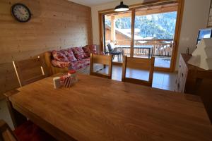 Maisons de vacances VAUJANYLOCATIONS - Domaine du Patre : photos des chambres