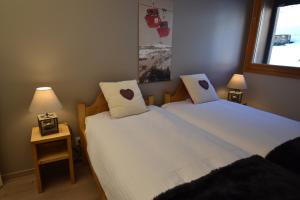 Maisons de vacances VAUJANYLOCATIONS - Domaine du Patre : photos des chambres