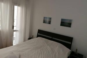 Modern cozy apartment near Metro station