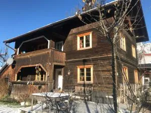 Tiroler Knusperhäuschen - Kienzen