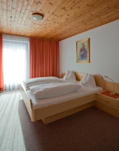 Double Room room in Hotel Twengerhof