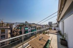 Central Athens Penthouse, Near Metro Station