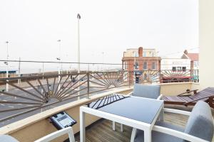 Queens Mansions: Duchess Suite