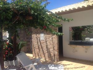 Village com 4 APTOS PÉ NA AREIA E PISCINA