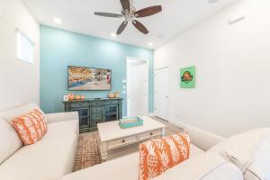 Three-Bedroom House room in Picturesque Cottage with Daily Housekeeping near Disney at Margaritaville 8012D