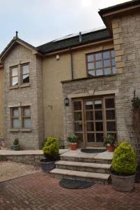 Kelpies Serviced Apartments Kavanagh- 5 Bedrooms - Torphichen