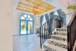 Santori Hoi An Villa, 6 BedRooms 11 Beds Private Pool, kitchen and Garden