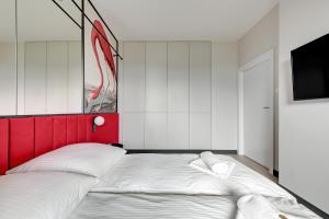 Flamingo Beach Apartment