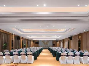 Vienna International Hotel (Changfeng Park Shop, Jinshajiang Road, Shanghai) - Shanghai