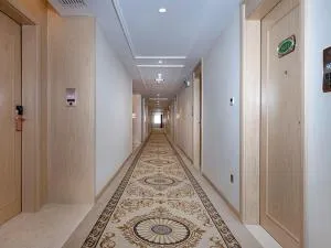 维也纳酒店 (武汉高铁站东广场店) - Xiabahe