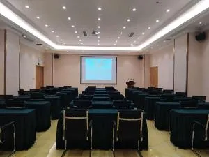 Vienna Hotel(Nanxiong Shidai Guangchang Branch) - Nanxiong
