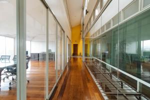 RedDoorz near Osmena Highway 1