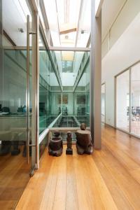 RedDoorz near Osmena Highway 1