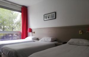 Hotels Hotel Saint Roch : photos des chambres