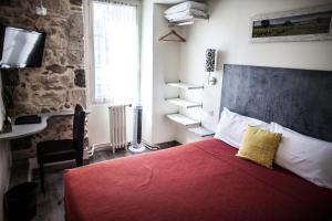 Hotels Hotel Henri IV : photos des chambres