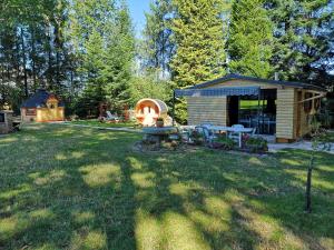 Chalets Chalet Vosges, Kota-Grill, sauna : photos des chambres