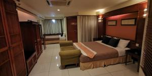 Water Chalet or Premium Tower Seaview Port Dickson , Private Room