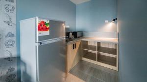 A&M Hotel with free parking