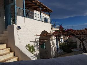 Lovely traditionnal house with sea view Arkadia Greece