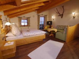 Apartment with Balcony room in Ferienwohnungen Almblick