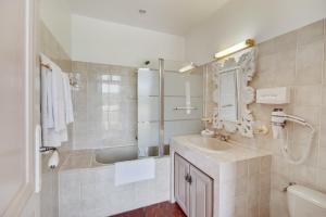 Hotels Le Chateau de Mei Lese : photos des chambres