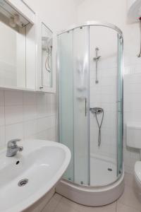 Apartment A4 sea view Antonia