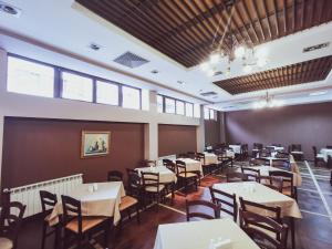 Trinity Residence Bansko with Free Shuttle to Gondola