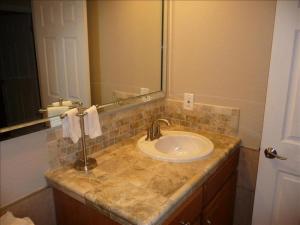 Holiday Home room in Suntide I Condos W101