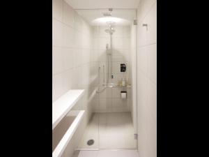 9h nine hours Suidobashi