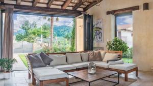 Beautiful villa Benvenuti with private pool near Motovun