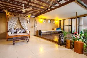 Naiyang Beach Hotel SHA Plus