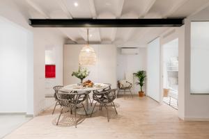 Aspasios Verdi Apartments
