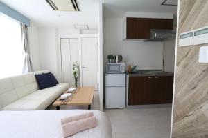 NM22 Liz Osaka Castle