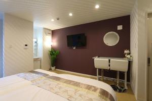 NK3 Elizabeth Garden Kurosaki