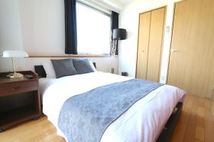 NM62 Liz Osaka Castle