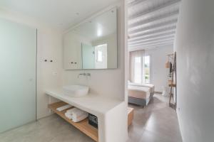 Vienoula's Garden Hotel Myconos Greece