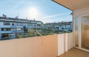 Apartment Bella with Balcony